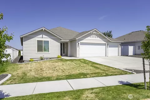 4212 W Sandy Ct, Moses Lake, WA 98837
