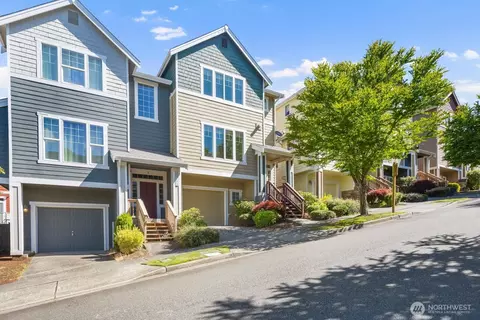 129 Spruce St, Fircrest, WA 98466