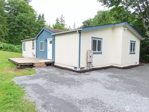 6732 Skinner Rd, Granite Falls, WA 98252