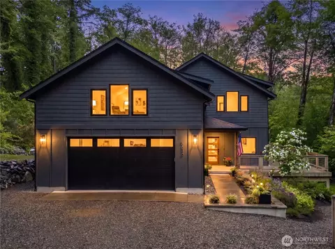 8636 NE Belle Hill Ln, Bainbridge Island, WA 98110