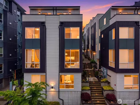 3104 SW Avalon Way #G, Seattle, WA 98126