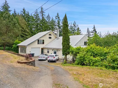 543 E Hazel St, Shelton, WA 98584