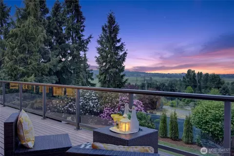 5501 69th Ave SE, Snohomish, WA 98290