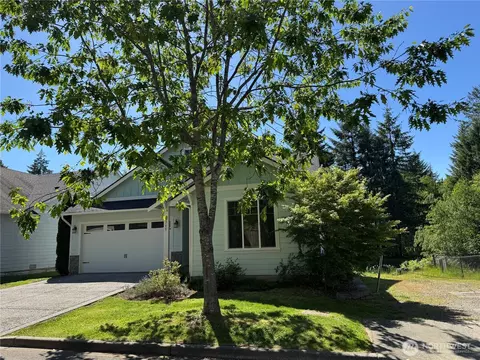 1711 Cyrene Dr NW, Olympia, WA 98502