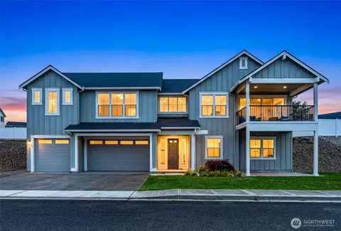 661 S Juli Ave, East Wenatchee, WA 98802