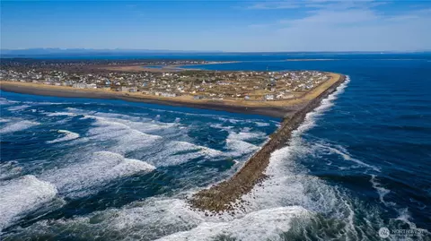 1443 Ocean Shores Blvd SW #302, Ocean Shores, WA 98569