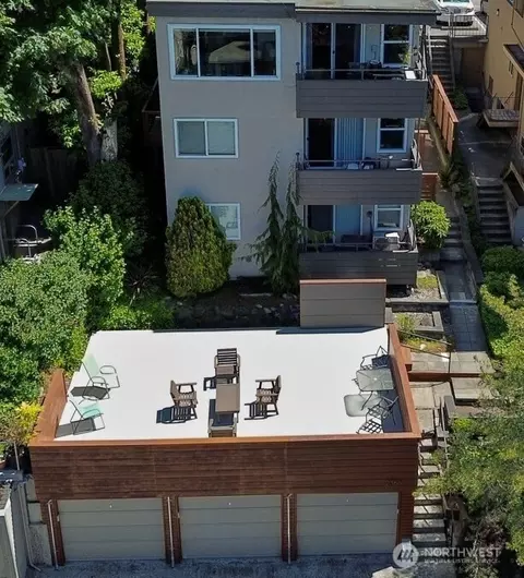 2366 E Yale Ave E, Seattle, WA 98102