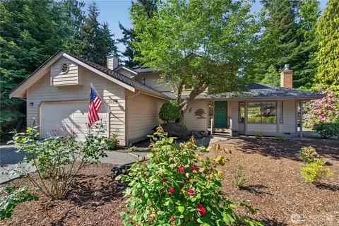 8611 191st Pl SW, Edmonds, WA 98026