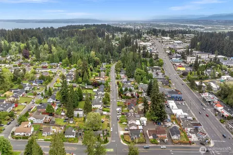 View/Area - 929 Pecks Dr, Everett, WA 98203 photo 5 of 9