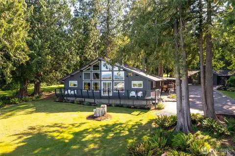 Exterior - 5915 Cedar Dr, Bow, WA 98232 photo 3 of 7