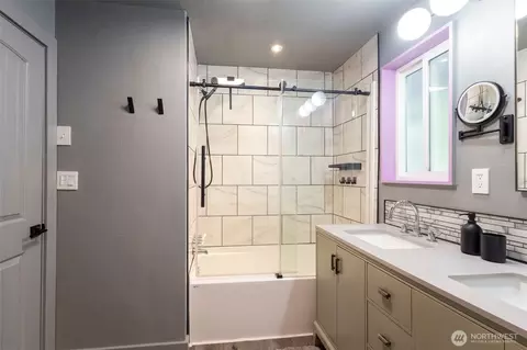 Bath - 5915 Cedar Dr, Bow, WA 98232 photo 2 of 4