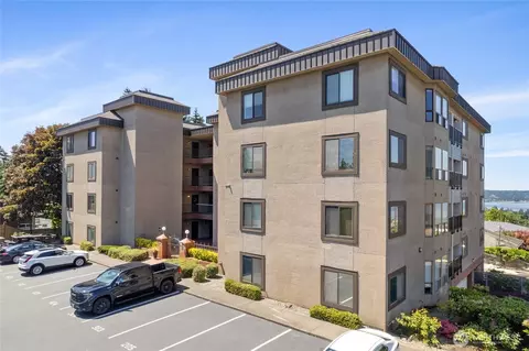 1902 Bridgeport Way W #106, University Place, WA 98466