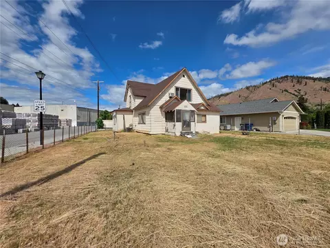101 Parkhill, Cashmere, WA 98815