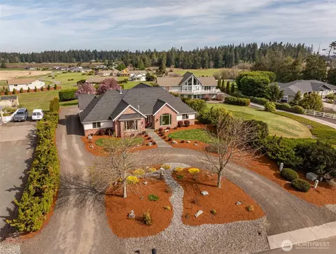 241 Lone Eagle Ln, Sequim, WA 98382