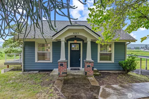 8203 Willow Grove Rd, Longview, WA 98632
