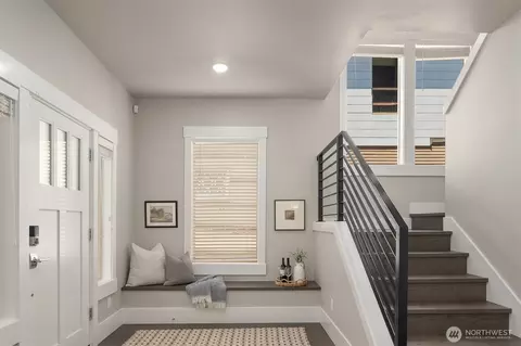 Entry Way - 746 Broadway E, Seattle, WA 98102 photo 2 of 2