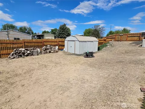 114 E 7th St, Lind, WA 99341 photo 33