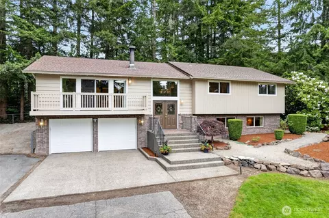 19456 SE 322nd St, Kent, WA 98042