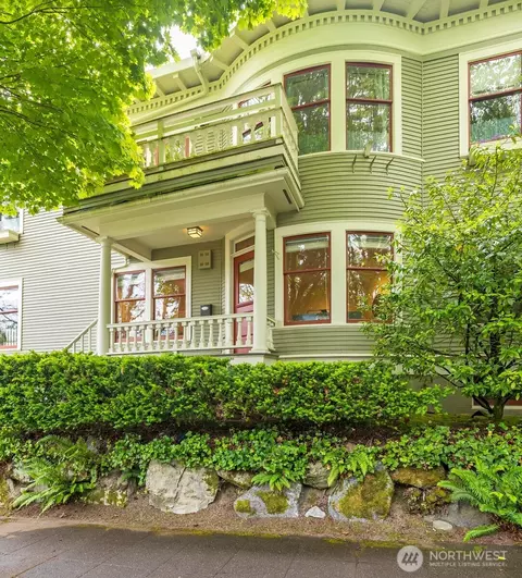 1709 E Republican St #6, Seattle, WA 98112
