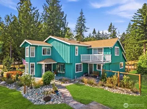 751 Hazzle Ct, Coupeville, WA 98239