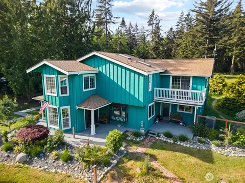 751 Hazzle Ct, Coupeville, WA 98239