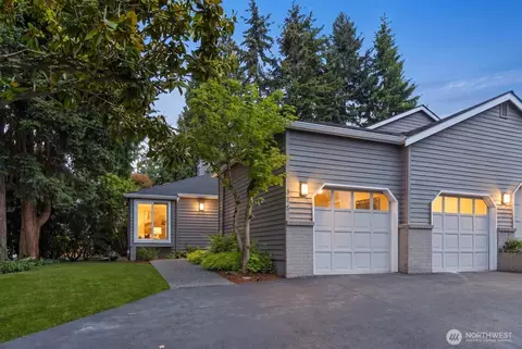 325 7th Ave S, Kirkland, WA 98033