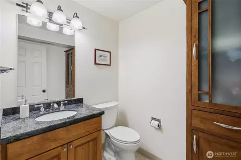 Bath - 3016 51st Pl SW, Everett, WA 98203 photo 3 of 3