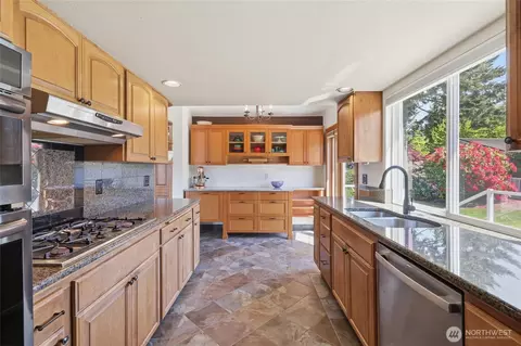 Kitchen - 3016 51st Pl SW, Everett, WA 98203 photo 3 of 3