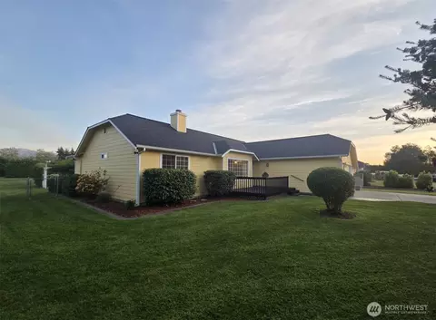 131 Timothy Ln, Sequim, WA 98382