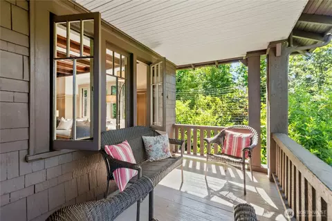 Exterior - 2077 E Howe St, Seattle, WA 98112 photo 3 of 3