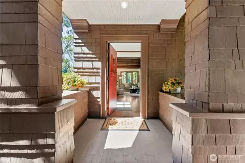 Exterior - 2077 E Howe St, Seattle, WA 98112 photo 1 of 3