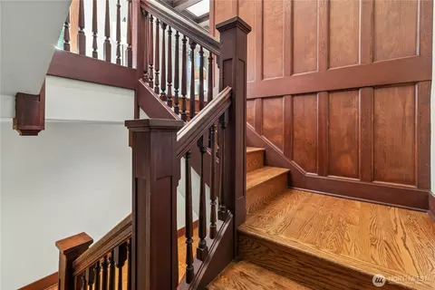 Entry Way - 2077 E Howe St, Seattle, WA 98112 photo 2 of 2