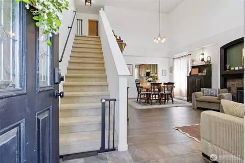 Entry Way - 14005 Cedar Ct, Sultan, WA 98294 photo 1 of 1