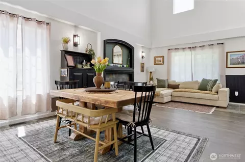 Dining - 14005 Cedar Ct, Sultan, WA 98294 photo 1 of 2