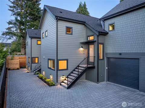 8128 12th Ave SW #B, Seattle, WA 98106