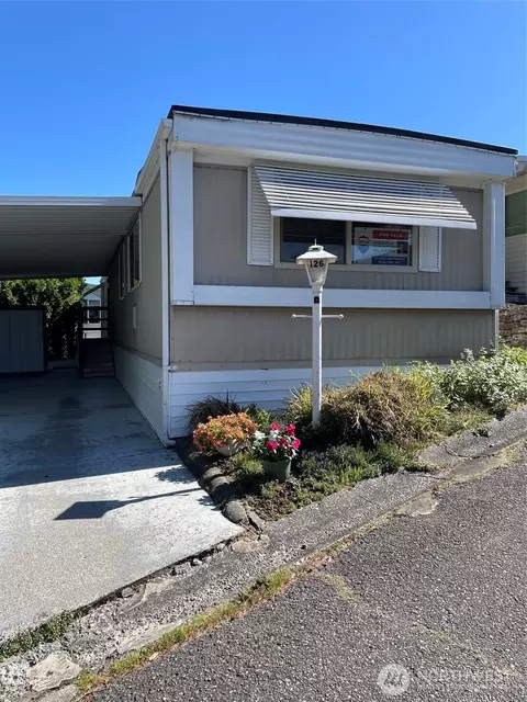1415 84th St SE #126, Everett, WA 98208