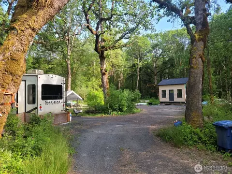 209 Frost Rd, Winlock, WA 98596