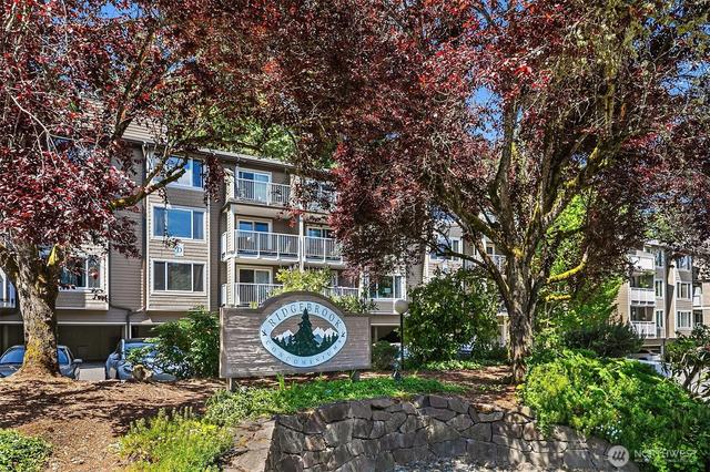 206 Mountain Park Blvd SW #D203, Issaquah, WA 98027