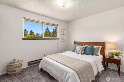 Bedroom - 15406 24th Ave E, Tacoma, WA 98445 photo 5 of 8