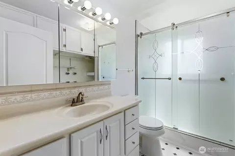 Bath - 15406 24th Ave E, Tacoma, WA 98445 photo 2 of 2