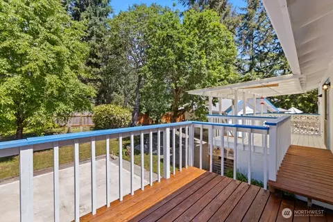 Exterior - 15406 24th Ave E, Tacoma, WA 98445 photo 4 of 7