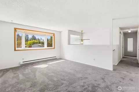 Living - 15406 24th Ave E, Tacoma, WA 98445 photo 4 of 8