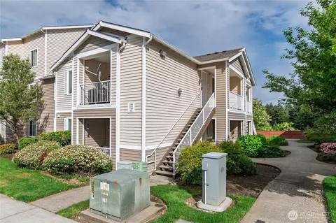 10109 186th St E #144, Puyallup, WA 98375