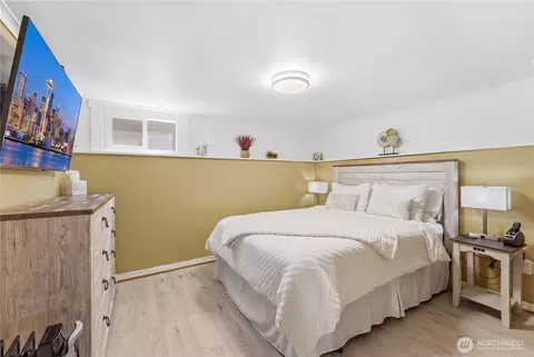 Bedroom - 710 N 68th St, Seattle, WA 98103 photo 3 of 3