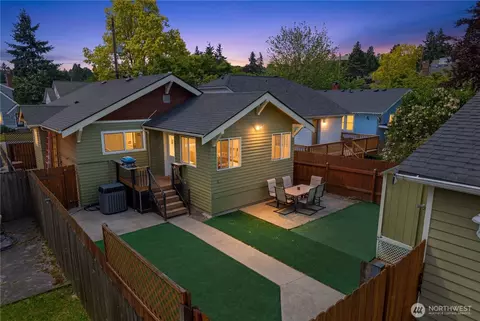 Exterior - 710 N 68th St, Seattle, WA 98103 photo 7 of 8