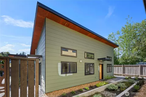 8623 30th Ave SW, Seattle, WA 98126