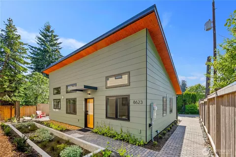 8623 30th Ave SW, Seattle, WA 98126