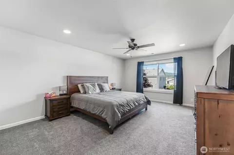 Bedroom - 205 Roberts St NE, Orting, WA 98360 photo 4 of 4