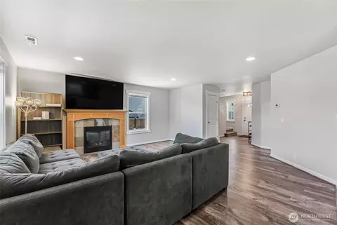 Living - 205 Roberts St NE, Orting, WA 98360 photo 3 of 3