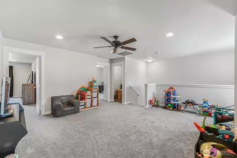 Entry Way - 205 Roberts St NE, Orting, WA 98360 photo 2 of 2